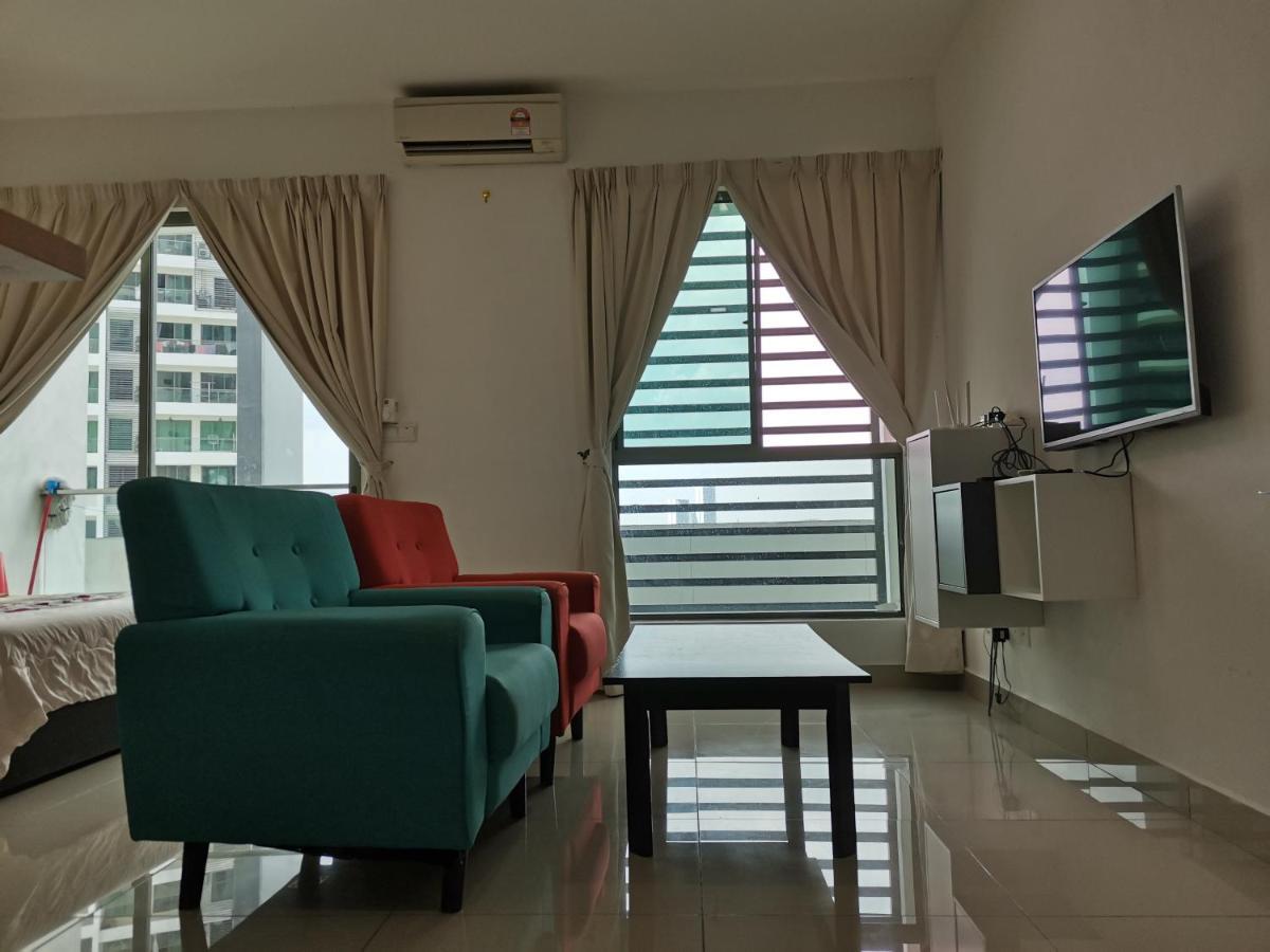 Studio Apartment Cyberjaya Near Bus Terminal Buitenkant foto